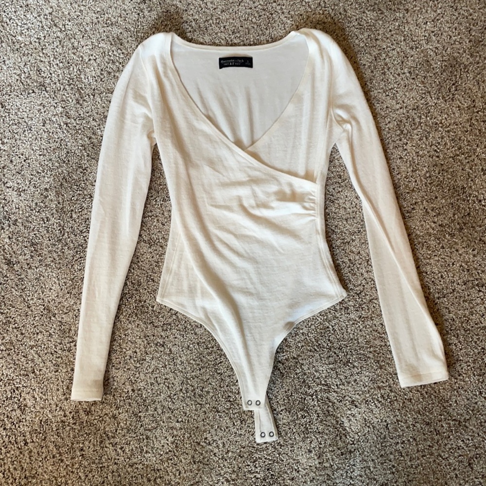 A&F Soft Cream Long Sleeve Bodysuit